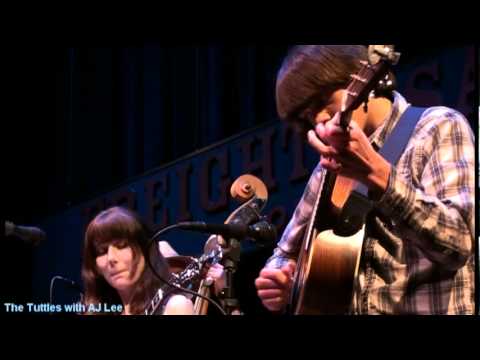 El Cumbanchero - The Tuttles with AJ Lee