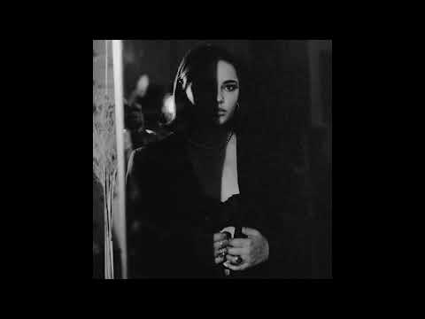 Kiki Rowe - Judge (Official Remix Audio)