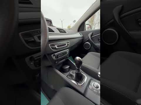 фото renault megane iii рестайлинг 0
