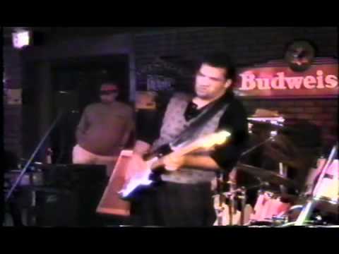 Mark Sallings and The Famous Unknowns. Live! At Desperado's In Jonesboro Arkansas. 08-25-1996.