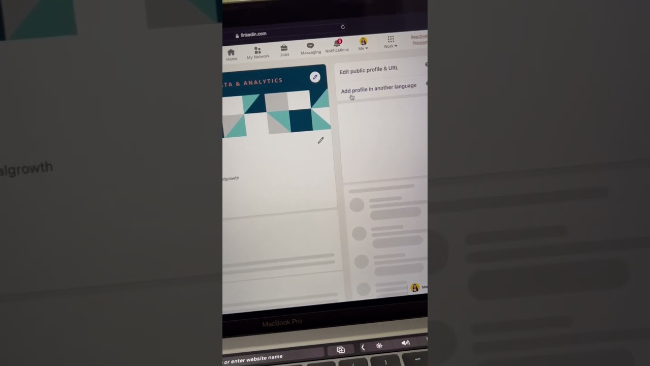 How to add LinkedIn profile URL to resume #shorts ... - YouTube