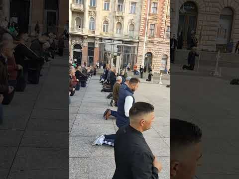 Muška molitva krunice - Trg bana Josipa Jelačića Zagreb, 8.listopad 2022