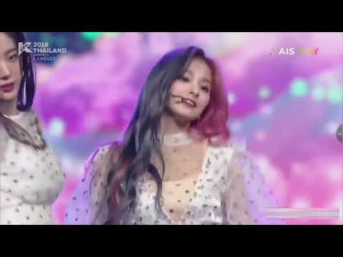 [180930] fromis_9 first KCON as a whole group (first ot9 performance of DKDK and 22 Century Girl)