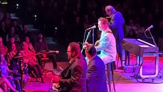 Chris Isaak - Dancin’ (Live from Saratoga)