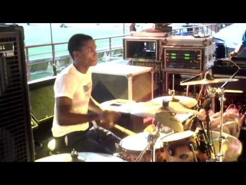 Gregory Emmanuel Playing At Limacol CPL T20 2013 After Party Part Four