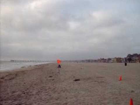 devika-la-beach-hurmosa