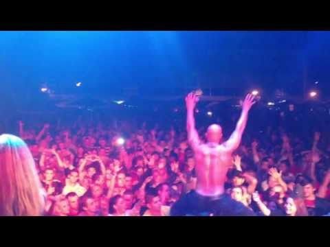 BROOKLYN BOUNCE live