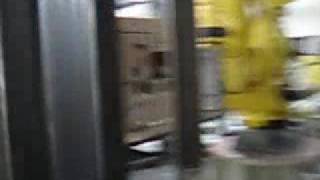 preview picture of video 'linea automatica robot di stoccaggio'