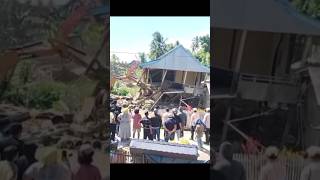 Download lagu detik detik eksekusi rumah di Polewali Mandar mp3 Download lagu detik detik eksekusi rumah di Polewali Mandar mp3