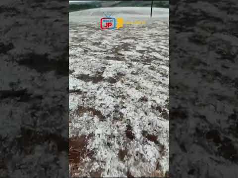 #Relato: Temporal de granizo atingiu o município de Mato Rico (PR) na tarde desta quarta-feira (12)