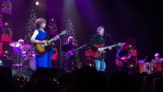 Download lagu Vince Gill Amy Grant House Of Love live at The Rym... mp3