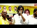 Pawan Kalyan Speech : పవన్ మాట్లాడుతుంటే మైక్ ఆగిపోవడం తో సభలో రచ్చ రచ్చ | 99TV - Video