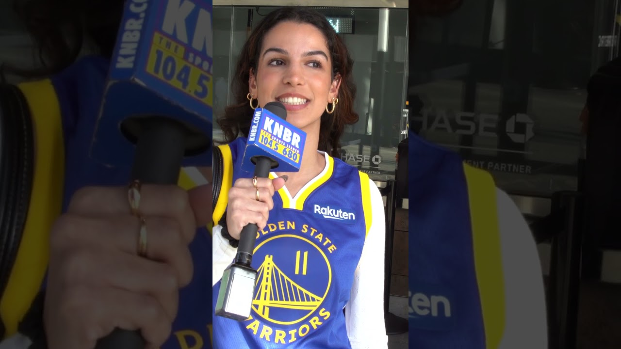 Dub fans arrived hours before the game to pay their respects to Klay Thompson