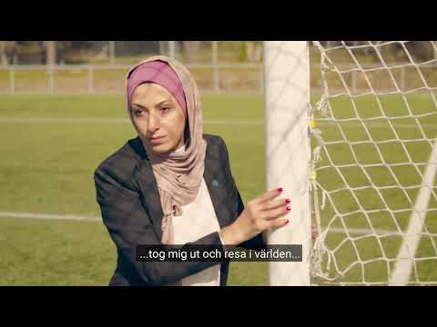 FIFA-domaren Heba vill inspirera fler att bli domare.