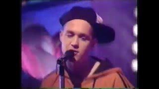 EMF Unbelievable Top Of The Pops 1990