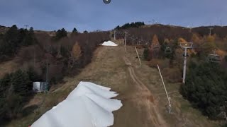 Französisches Skigebiet startet früh mit der Beschneiung vor dem Winter