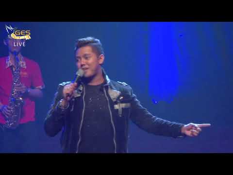 Michael Panjaitan feat New Wine and Bridges ( Christmas Celebration )