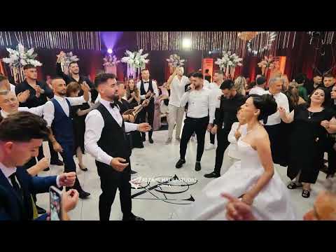 Si kjo dasëm vështirë të keni parë... Dasma Ejmi & Arbis 😍😍😍 Pjerin & Klodian Gjondrekaj