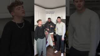 Singing "The Door" with @TeddySwims  and @AnthonyGargiula 🚪#teddyswims #thedoors #singing