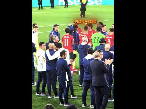 When Lamine Yamal Looks At Ronaldo 😳☠️