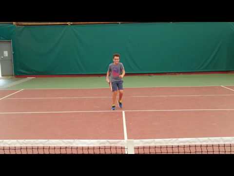 BENJAMIN  JEUNE TENNISMAN