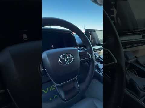 фото toyota sienna iv 0