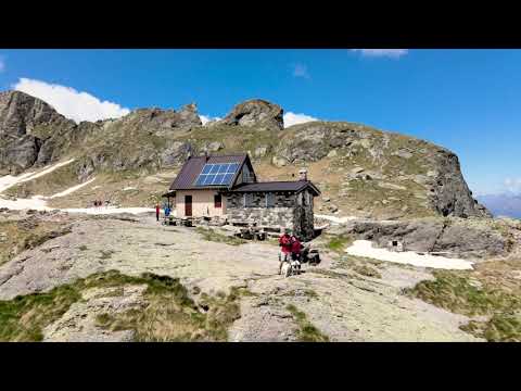 Rifugio Benigni 2.222 m s.l.m. Alpi Orobie