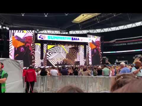 CRIAG DAVID CAPITAL BALL FREESTYLE IN FRONT OF 100,000 fans