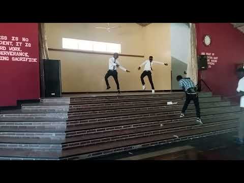 Ghetto Bouncer's /Chanda na Kay ft Ama Deyruch - Chef 187.WOW