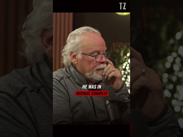 Vídeo relacionado con El poeta