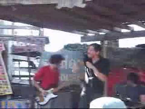 Kid Congo Powers and the Pink Monkey Birds - He's Killin' Me