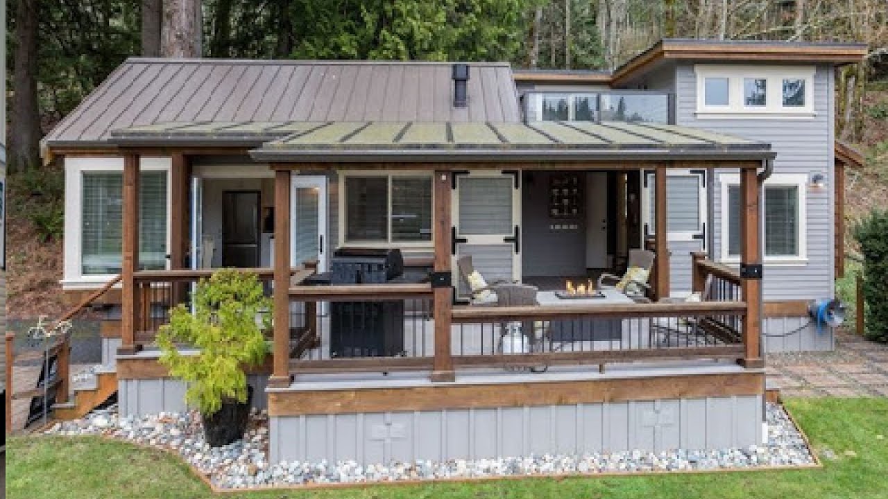 Secluded Luxe Lakeside Cottage at Wildwood Lakefront Cottages