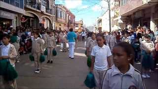 preview picture of video 'Desfile del 20 de Noviembre - Capilla de Guadalupe, Jalisco. México - 2013'