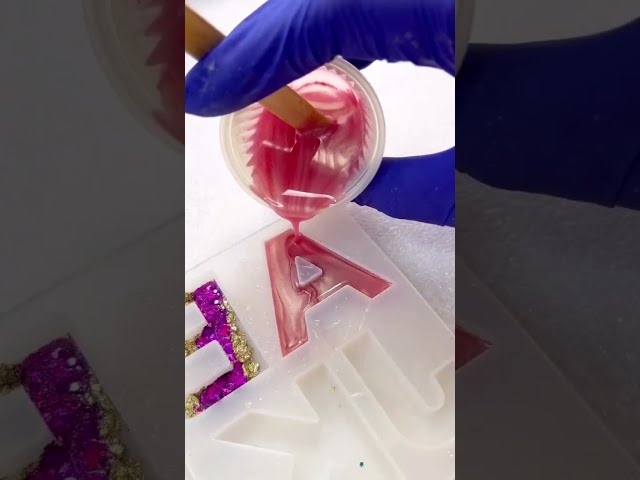 Vídeo relacionado con daged Paraguay - Llavero con diseño de camiseta (revestimiento de resina, efecto 3D y pegatina práctica), multicolor, 90 mm