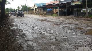 Download lagu Jalan Rusak Ini Ada di Bontonompo Gowa mp3 Download lagu Jalan Rusak Ini Ada di Bontonompo Gowa mp3