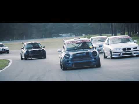 Film promujący wyścigi samochodowe