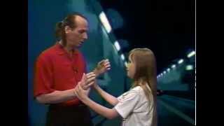 Adrian Belew - intro + Oh Daddy  [video]