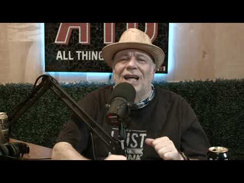 Episode 11: A Sandwich for the Apocalypse with Joe DeRosa