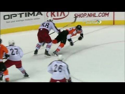 Claude Giroux scores backhander while falling