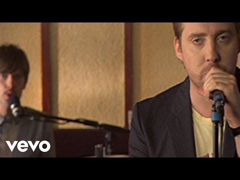 Kaiser Chiefs - Never Miss A Beat (Official Video)