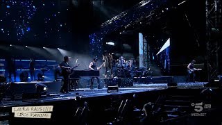 Laura Pausini | L&#39;ultima cosa che ti devo al Circo Massimo | Excelente ejecución de la estrella.