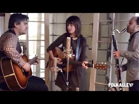 Folk Alley Sessions: Kristin Andreassen - "'Simmon"