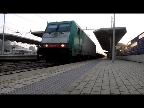 E.483.016 Crossrail in transito con vergelle a Carnate