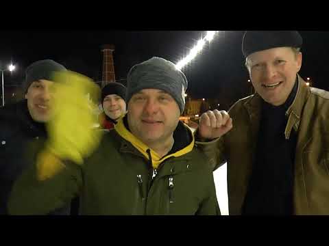 С Праздником, дорогие девчонки! С 8 марта!