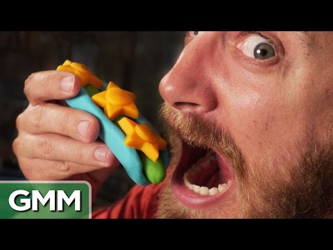 本物の食べ物を作るwith Play-Dohのおもちゃ (Making Real Food w/ Play-Doh Toys)