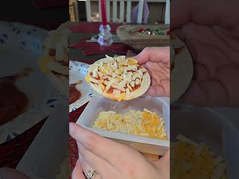 Lunchables Hack! #Lunchables #cheesepizza #hack