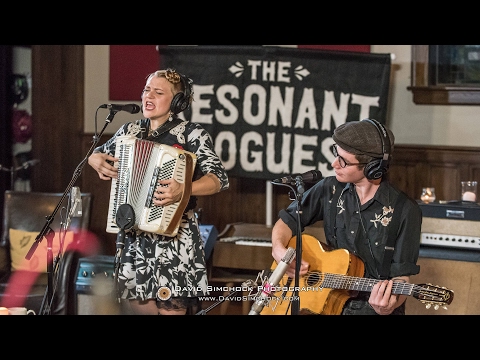 Echo Sessions 26 - The Resonant Rogues - Trevor Bought A House