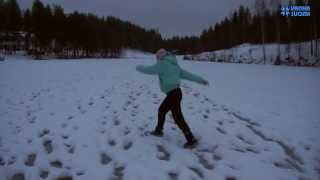 preview picture of video 'В снегоступах по озеру'