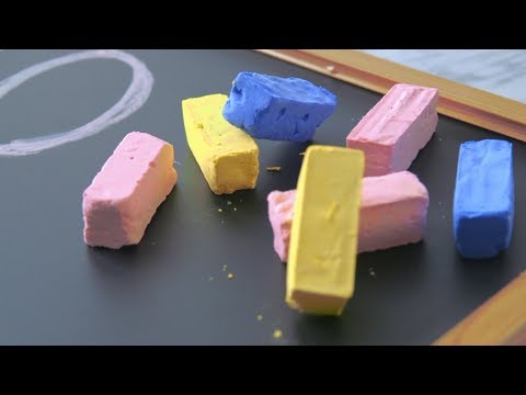 How to Make 3-Ingredient Sidewalk Chalk