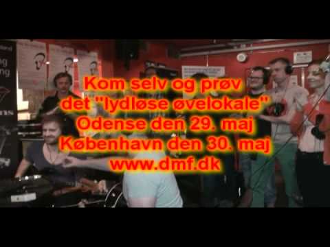 Jens Varmløse og X Factor Trio på Skråen: Det Lydløse Øvelokale